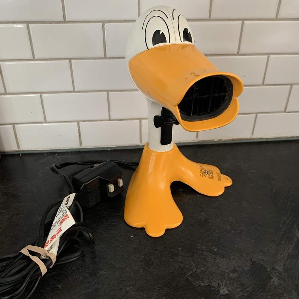Vintage 1990's Salton Designs CRAZY DUCK 2 Speed Hair Blow Dryer WORKS!!